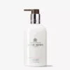 Lotiune Pentru Corp Molton Brown Rhubarb & Rose 300 Ml